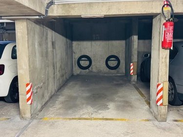 Garage et parking a vendre Neuilly-sur-Seine 92200 Hauts-de-Seine 11 m2  29000 euros