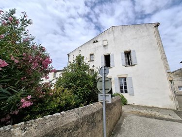 Maison a vendre Saint-Just-Luzac 17320 Charente-Maritime 173 m2 5 pièces 237000 euros