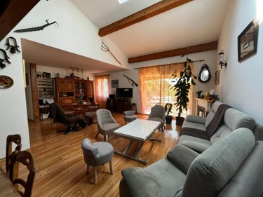 Viager maison Fontienne 04230 Alpes-de-Haute-Provence 91 m2 3 pièces 100000 euros