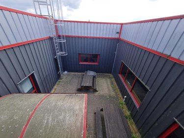 Fonds et murs commerciaux a vendre Montoire-sur-le-Loir 41800 Loir-et-Cher 696 m2  675350 euros