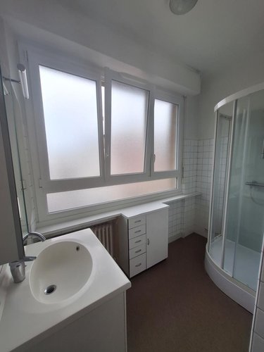 Location appartement Saint-Malo 35400 Ille-et-Vilaine 77 m2  755 euros