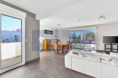 Appartement a vendre Ferney-Voltaire 01210 Ain 89 m2  495000 euros