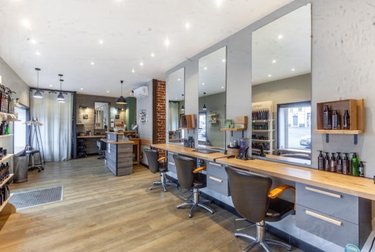 Fonds et murs commerciaux a vendre Lumbres 62380 Pas-de-Calais 115 m2  84380 euros