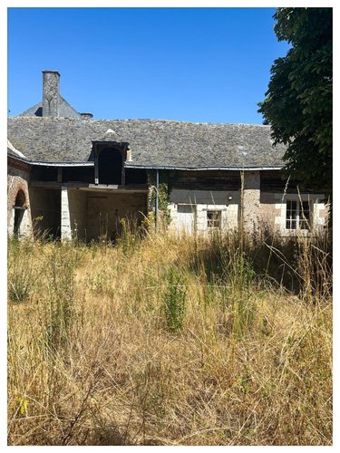 Maison a vendre Blaison-Saint-Sulpice 49320 Maine-et-Loire 300 m2 7 pièces 312060 euros
