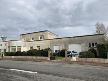 Immeuble a vendre Landévant 56690 Morbihan 295 m2  478000 euros