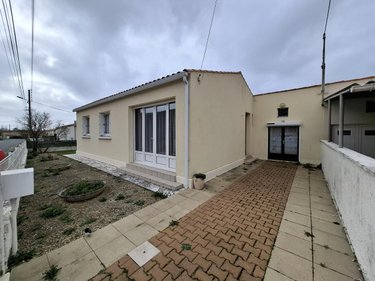 Maison a vendre Saintes 17100 Charente-Maritime 65 m2 4 pièces 167872 euros
