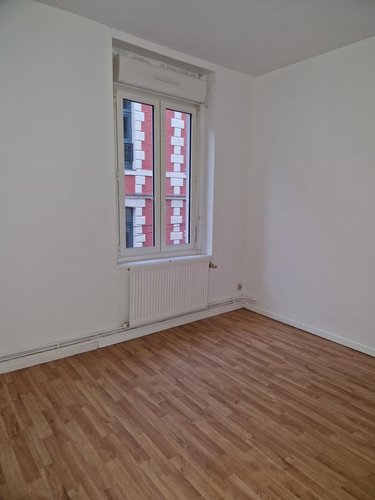 Location appartement Arras 62000 Pas-de-Calais 56 m2  704 euros