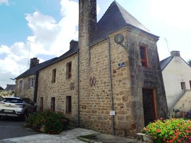 Immeuble a vendre Guémené-sur-Scorff 56160 Morbihan 70 m2  105750 euros