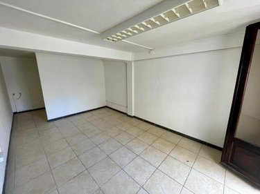 Fonds et murs commerciaux a vendre Saint-Denis 97400 Réunion 46 m2  181500 euros