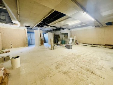 Fonds et murs commerciaux a vendre Déville-lès-Rouen 76250 Seine-Maritime 555 m2  231000 euros