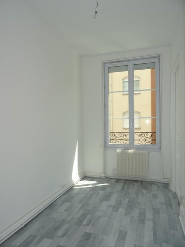 Location appartement Reims 51100 Marne 49 m2 3 pièces 650 euros