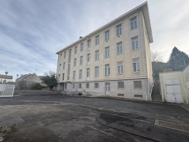 Immeuble a vendre Laon 02000 Aisne 1900 m2  480000 euros