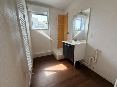 Appartement a vendre Auray 56400 Morbihan 66 m2 3 pièces 251520 euros