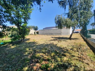 Terrain a batir a vendre Challans 85300 Vendée 300 m2  52940 euros