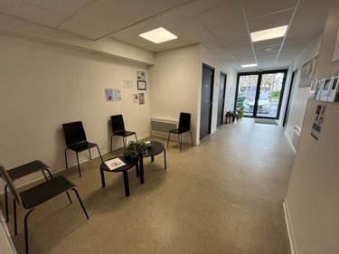 Location fonds et murs commerciaux Reims 51100 Marne 32 m2  630 euros