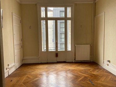 Location fonds et murs commerciaux Rouen 76000 Seine-Maritime 63 m2  840 euros