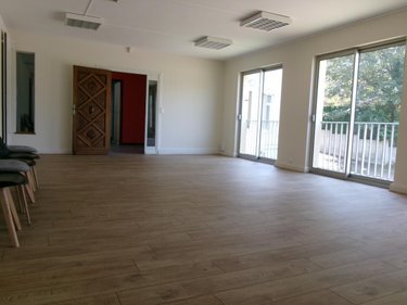 Location fonds et murs commerciaux Bruay-la-Buissière 62700 Pas-de-Calais 60 m2  750 euros