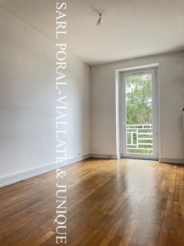 Location appartement Saint-Jean-le-Vieux 01640 Ain 62 m2 3 pièces 709 euros