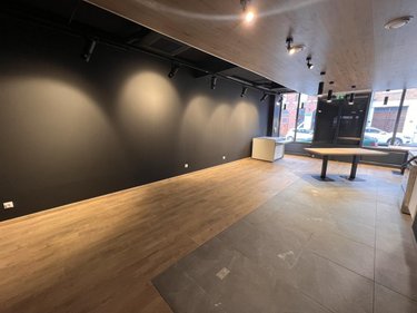 Location fonds et murs commerciaux Cambrai 59400 Nord 60 m2  1155 euros