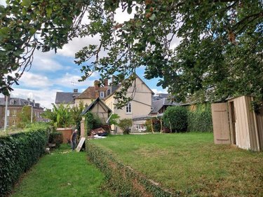 Immeuble a vendre Le Neubourg 27110 Eure 250 m2  337000 euros