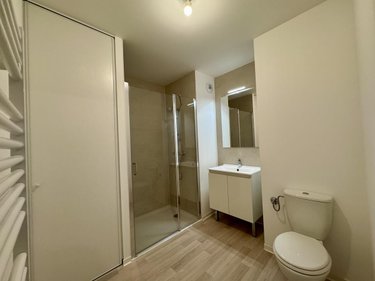 Location appartement Angers 49000 Maine-et-Loire 39 m2 2 pièces 683 euros