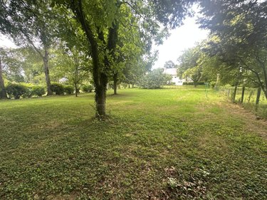 Terrain a batir a vendre Plouër-sur-Rance 22490 Côtes-d'Armor 1358 m2  197600 euros