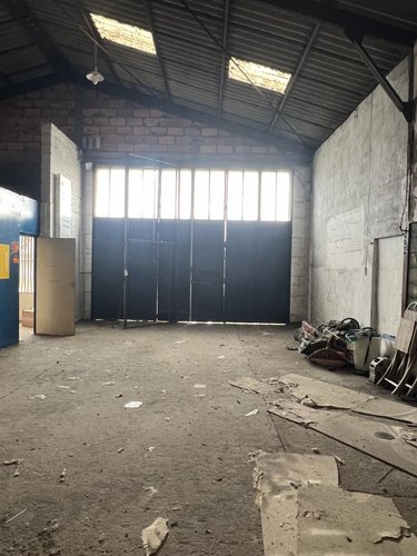 Fonds et murs commerciaux a vendre Baugé-en-Anjou 49150 Maine-et-Loire 500 m2  292600 euros