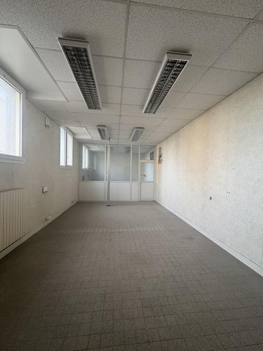 Immeuble a vendre Laon 02000 Aisne 1900 m2  480000 euros