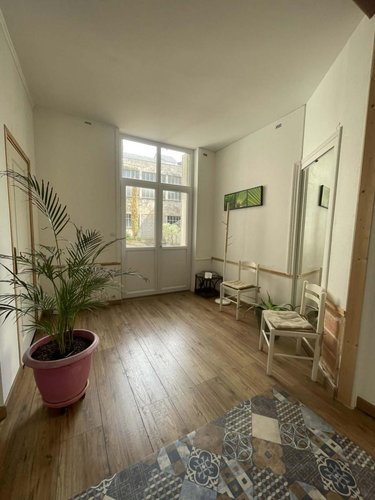 Fonds et murs commerciaux a vendre Saumur 49400 Maine-et-Loire 51 m2  72080 euros