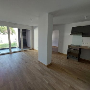 Location appartement Reims 51100 Marne 41 m2 1 pièce 620 euros