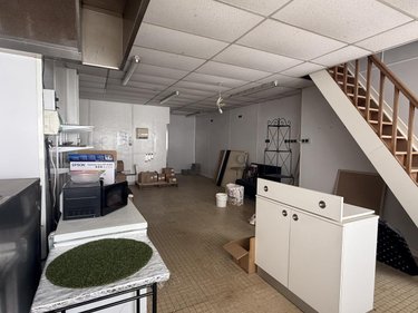 Immeuble a vendre Cholet 49300 Maine-et-Loire 409 m2  466800 euros