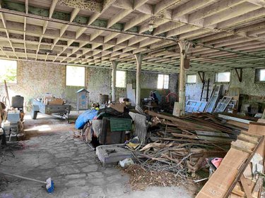 Immeuble a vendre Saint-Georges-des-Groseillers 61100 Orne 500 m2  490000 euros
