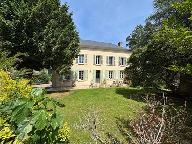 Maison a vendre Doué-en-Anjou 49700 Maine-et-Loire 440 m2 7 pièces 584480 euros