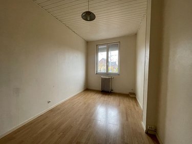 Immeuble a vendre Saint-Étienne-du-Rouvray 76800 Seine-Maritime 180 m2  139000 euros
