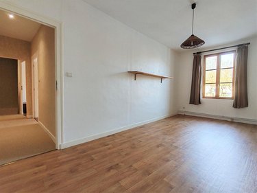 Maison a vendre Doué-en-Anjou 49700 Maine-et-Loire 176 m2 6 pièces 241200 euros