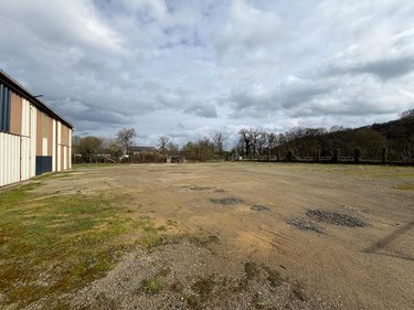 Location fonds et murs commerciaux Montfort-sur-Meu 35160 Ille-et-Vilaine 189 m2  1080 euros