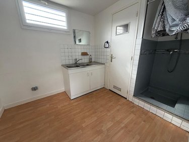 Location fonds et murs commerciaux Montfort-sur-Meu 35160 Ille-et-Vilaine 189 m2  1080 euros