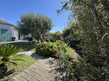 Maison a vendre Loix 17111 Charente-Maritime 165 m2 6 pièces 988800 euros