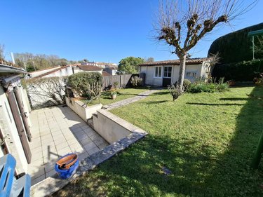 Maison a vendre Saintes 17100 Charente-Maritime 90 m2 3 pièces 157380 euros