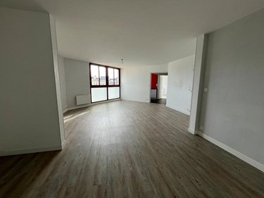 Location appartement Montfort-sur-Meu 35160 Ille-et-Vilaine 68 m2 2 pièces 600 euros