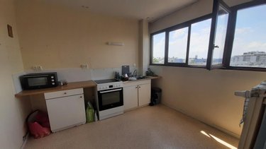 Appartement a vendre Angers 49000 Maine-et-Loire 38 m2 1 pièce 99750 euros