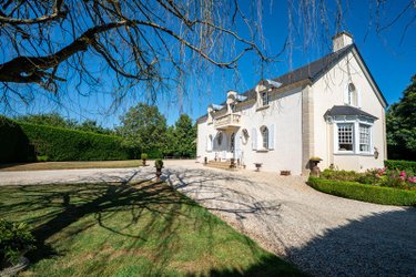 Maison a vendre Betton 35830 Ille-et-Vilaine 227 m2 8 pièces 940500 euros