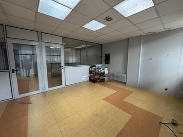 Location fonds et murs commerciaux Daours 80800 Somme 140 m2  840 euros