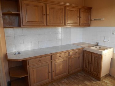 Location appartement Bourg-en-Bresse 01000 Ain 48 m2 2 pièces 640 euros