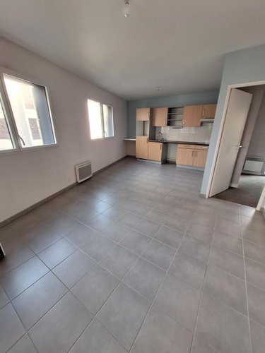 Location appartement Saint-Malo 35400 Ille-et-Vilaine 61 m2  750 euros