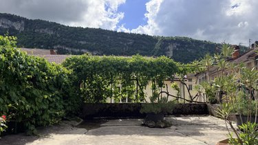 Appartement a vendre Nantua 01130 Ain 218 m2  168000 euros