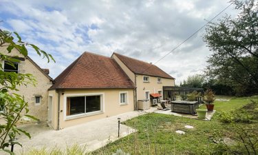 Maison a vendre Vivoin 72170 Sarthe 357 m2 15 pièces 350000 euros