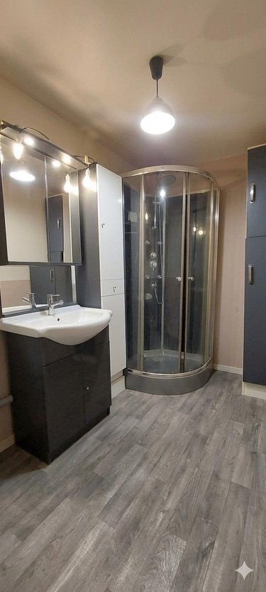 Immeuble a vendre Houdain 62150 Pas-de-Calais 100 m2  136000 euros