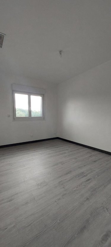 Location maison Houdain 62150 Pas-de-Calais 112 m2 6 pièces 950 euros