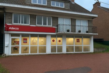 Location fonds et murs commerciaux Bruay-la-Buissière 62700 Pas-de-Calais 100 m2  1500 euros